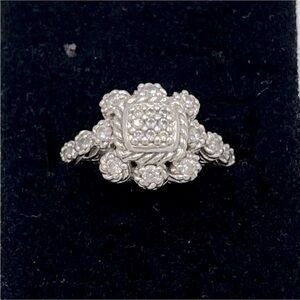 JUDITH RIPKA - Ring .925 Sterling Silver CZ Flower Cluster ring